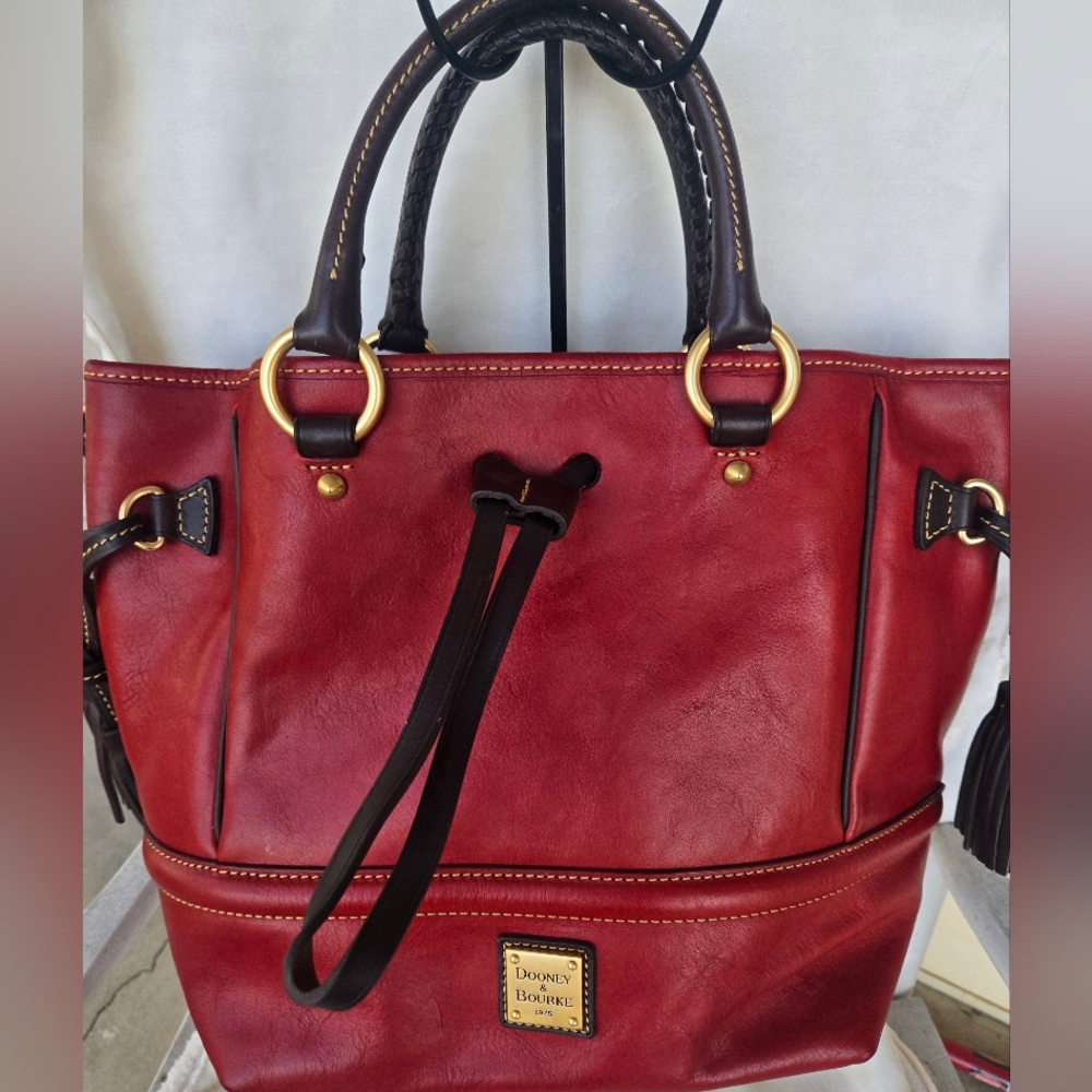 Dooney & Bourke RED BUCKLEY Bag - Picture 1 of 13